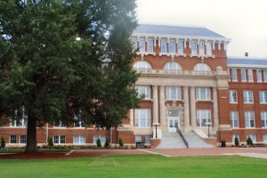 mississippi-state-university-best-online-mis-degree-programs