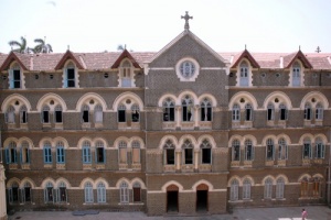 St. Xavier University - Online MSN Nurse Leadership